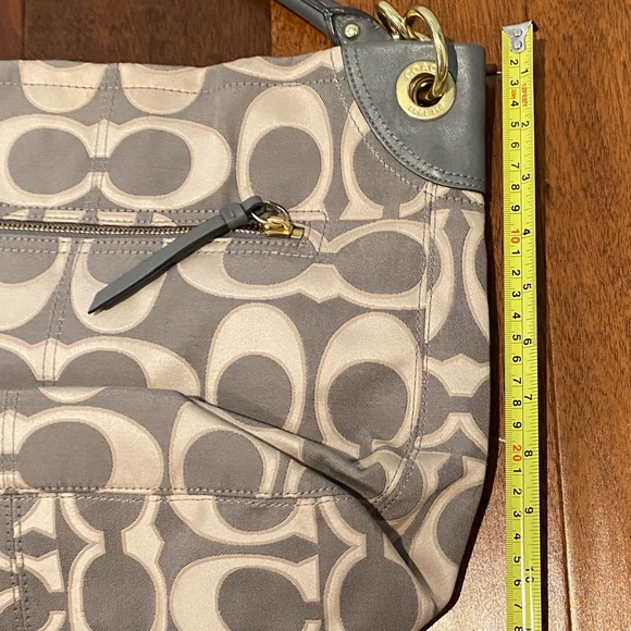 Coach taupe/grey shoulder bag - Picture 3 of 5